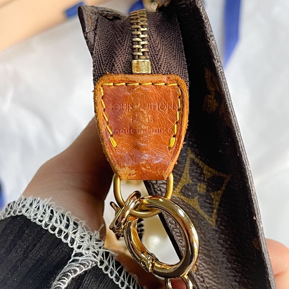 ✨🍒Authentic Bucket bag GM✨🍒 - Picture 8 of 14